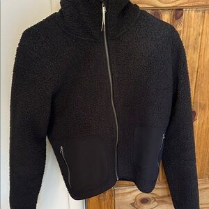 Vuori Black Sherpa Jacket